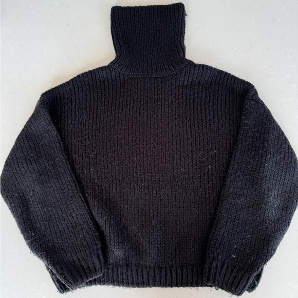 3-sweater bundle - Picture 7 of 8